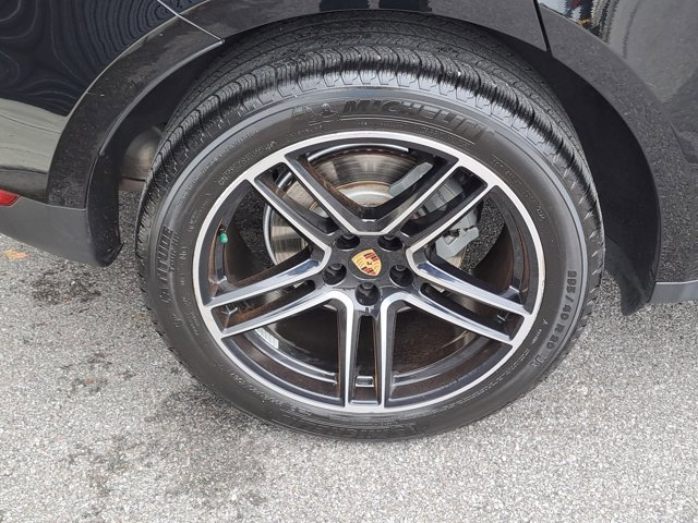 Certified 2020 Porsche Macan S image 13