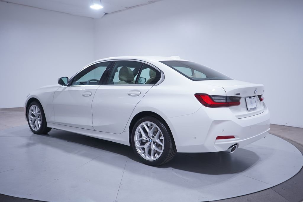 Used 2025 BMW 330i xDrive Sedan image 3