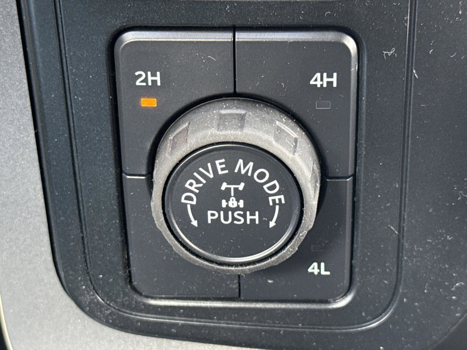 New 2025 Ford F150 XLT w/ Equipment Group 303A High image 21