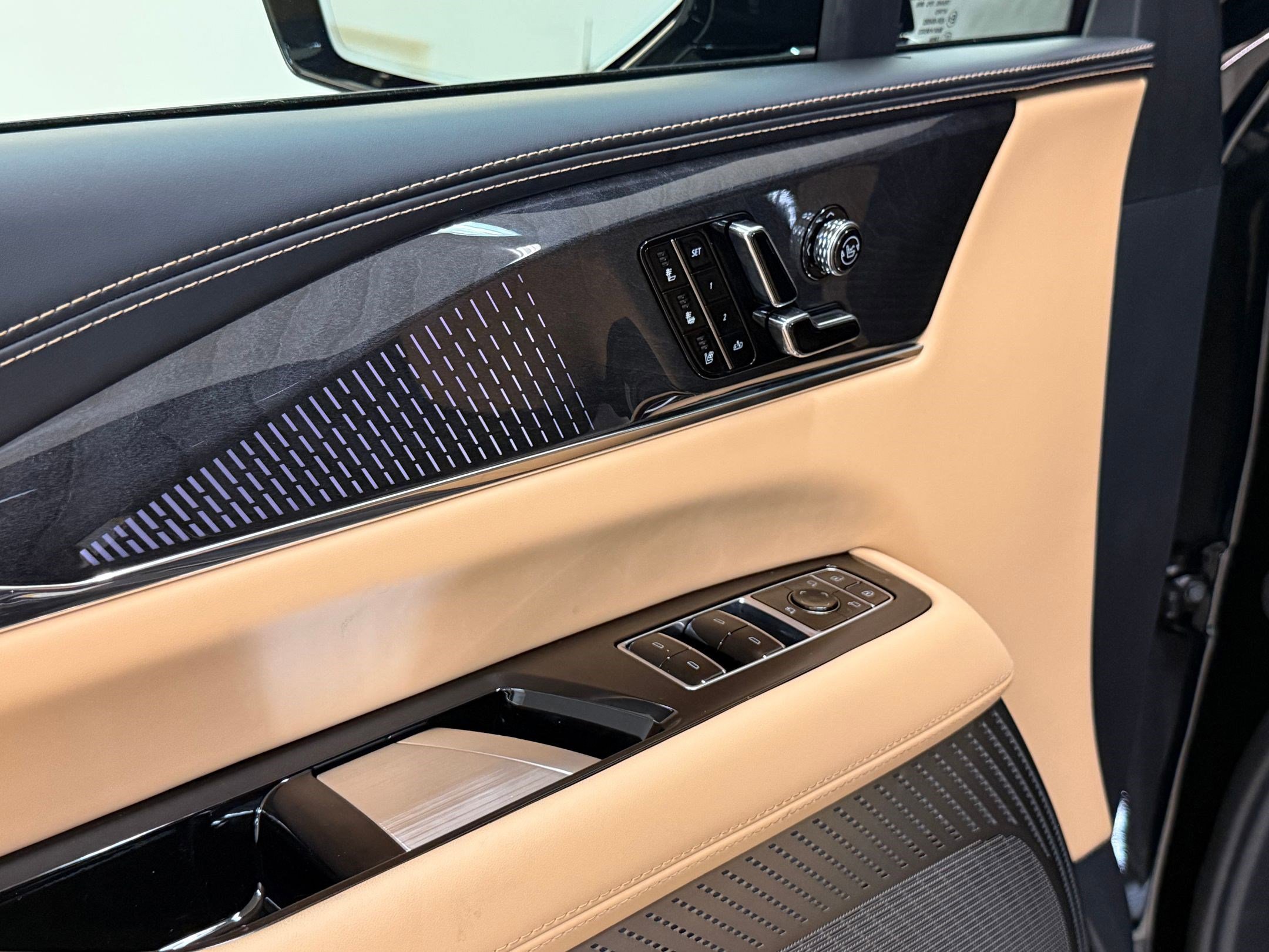 New 2026 Cadillac Escalade IQ Sport 2 w/ LPO, Floor Liner Package image 24