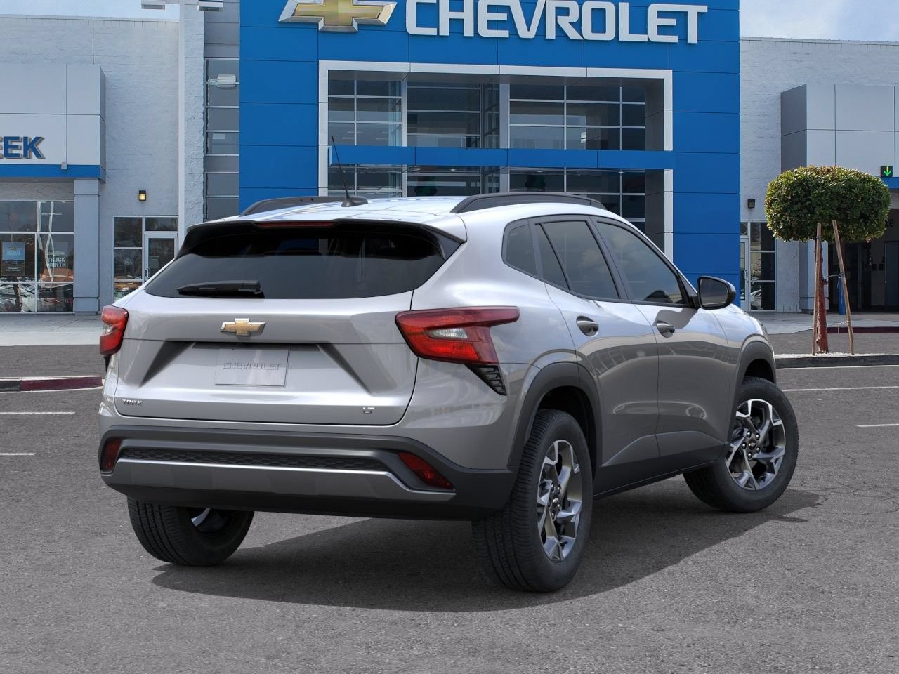 New 2026 Chevrolet Trax LT w/ LT Convenience Package FWD image 4