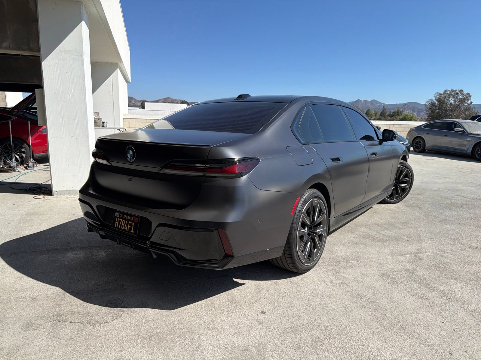 Used 2024 BMW i7 eDrive50 w/ M Sport Package RWD image 4