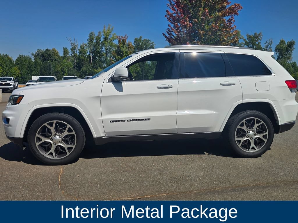 Used 2018 Jeep Grand Cherokee Limited AWD/4WD image 5