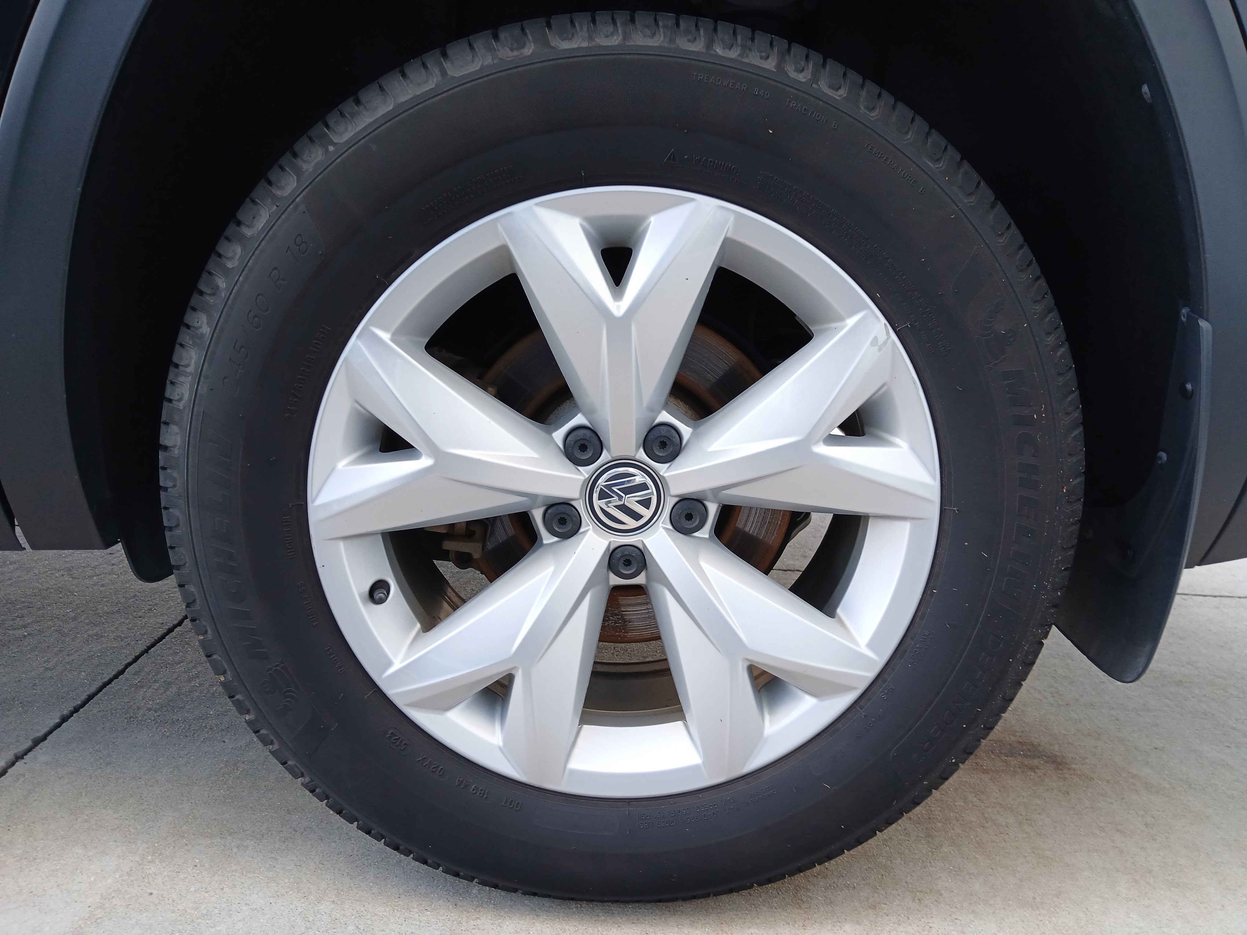 Used 2018 Volkswagen Atlas SE AWD/4WD image 17