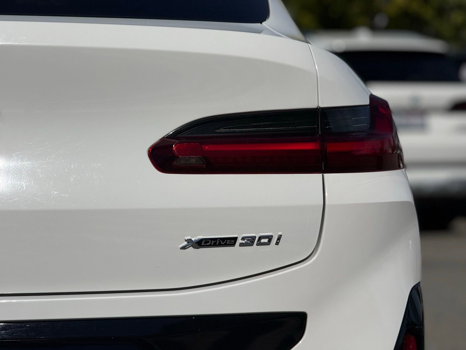 Used 2023 BMW X4 xDrive30i w/ M Sport Package image 14