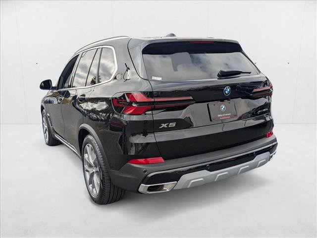 Used 2026 BMW X5 xDrive50e w/ Parking Assistance Package image 8