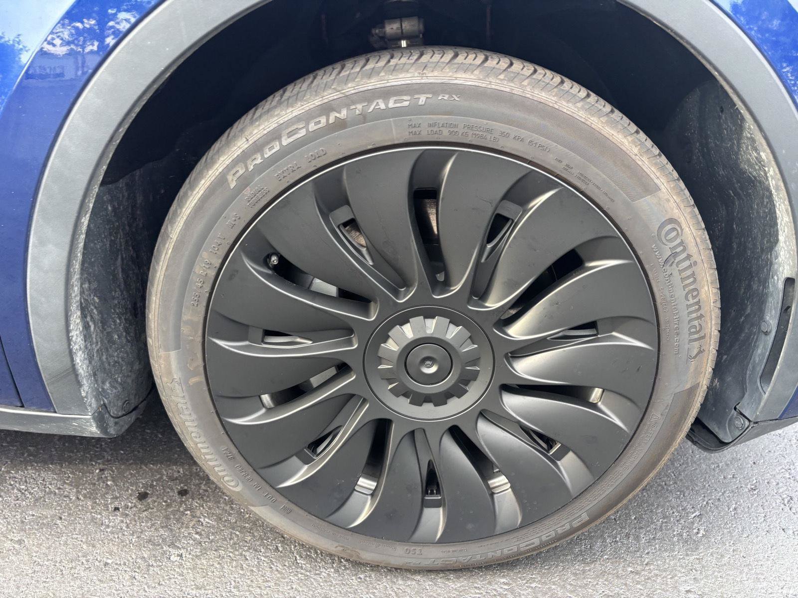 Used 2021 Tesla Model Y Long Range AWD/4WD image 23
