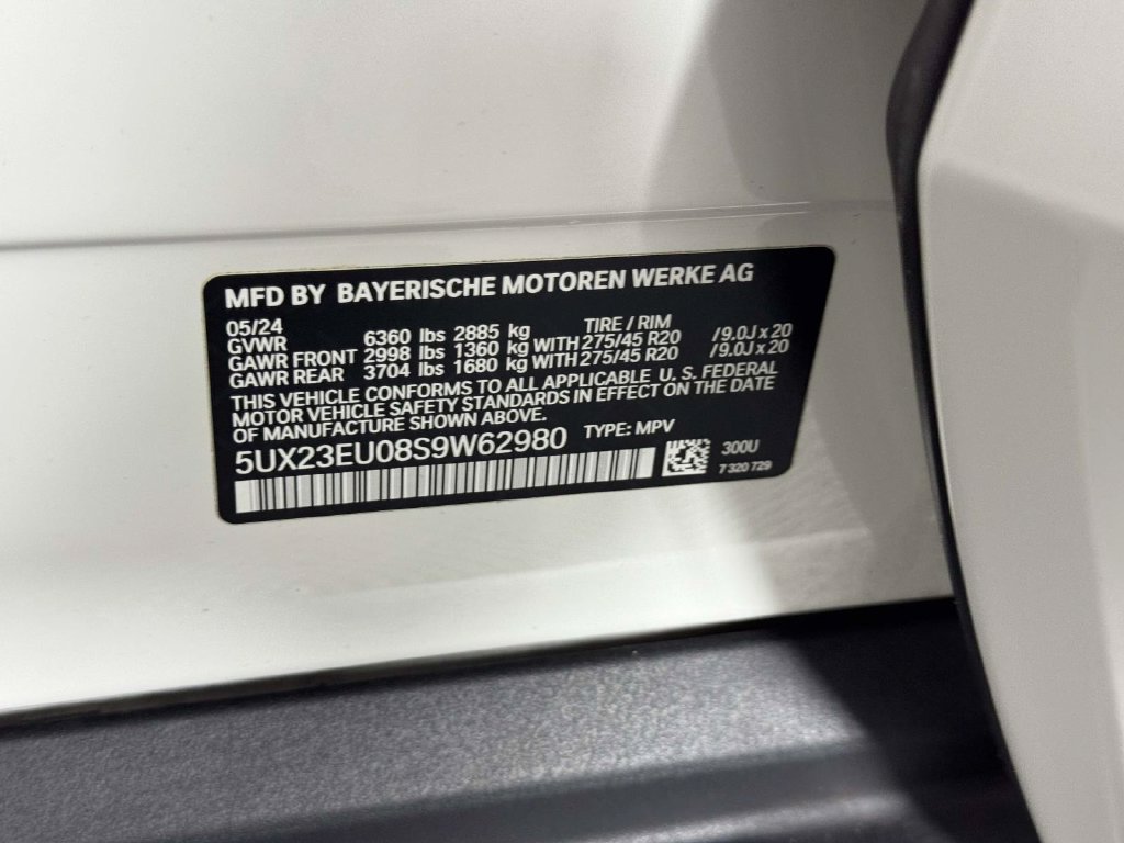 Used 2025 BMW X5 xDrive40i w/ Parking Assistance Package AWD/4WD image 33
