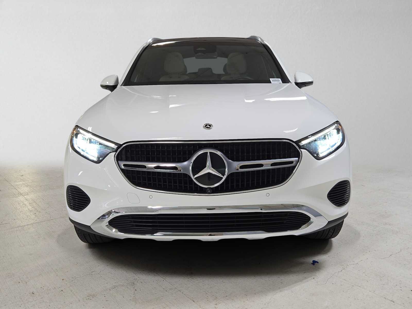 Certified 2026 Mercedes-Benz GLC 300 4MATIC image 8
