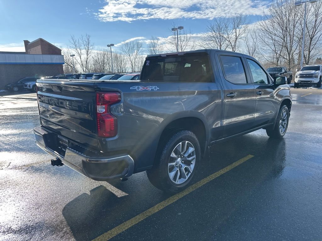 Used 2021 Chevrolet Silverado 1500 LT w/ Convenience Package II image 9