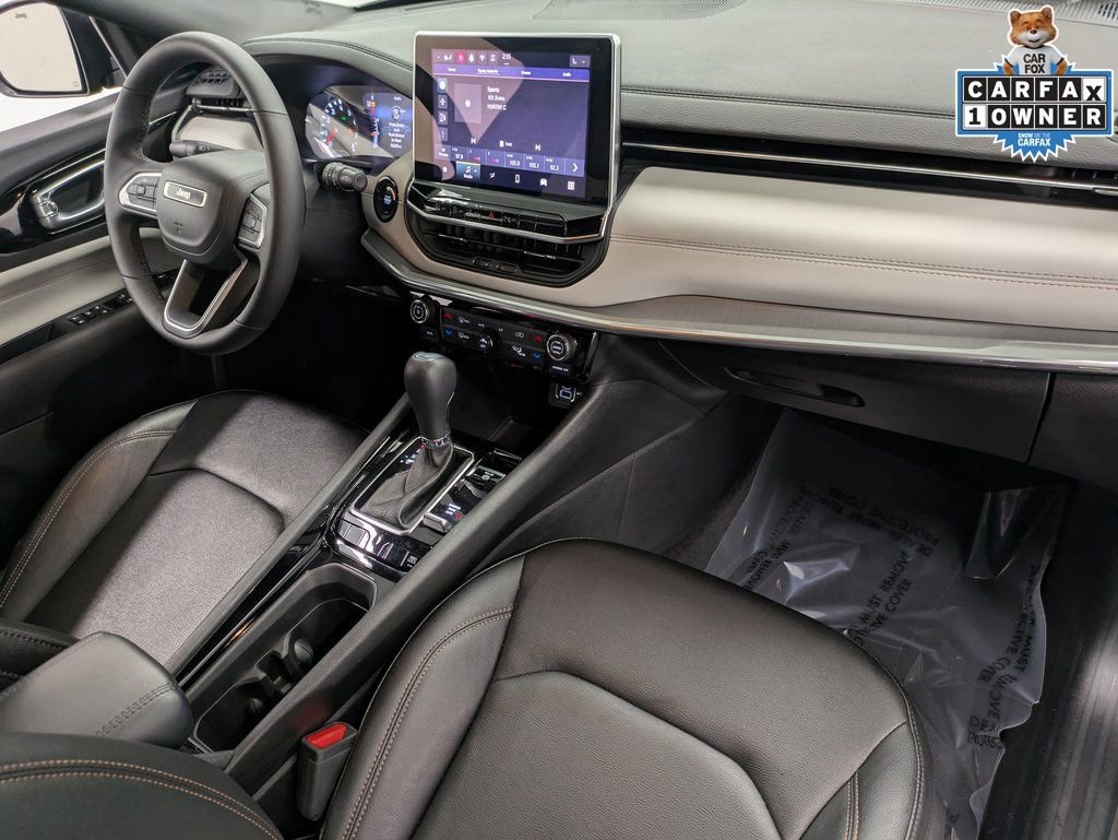 Used 2024 Jeep Compass Limited image 30