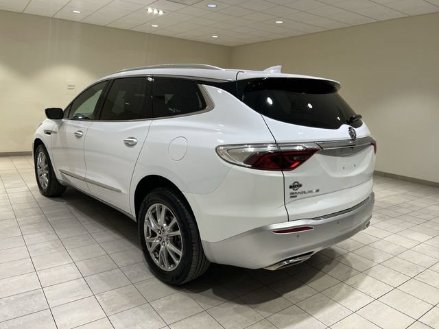 Certified 2023 Buick Enclave Essence w/ Experience Buick Package AWD/4WD image 3