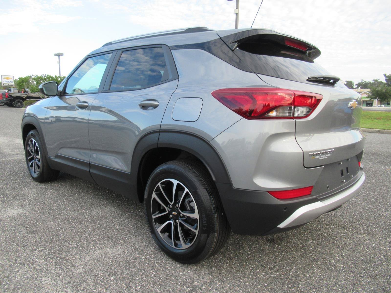 New 2026 Chevrolet TrailBlazer LT w/ Driver Confidence Package FWD image 5