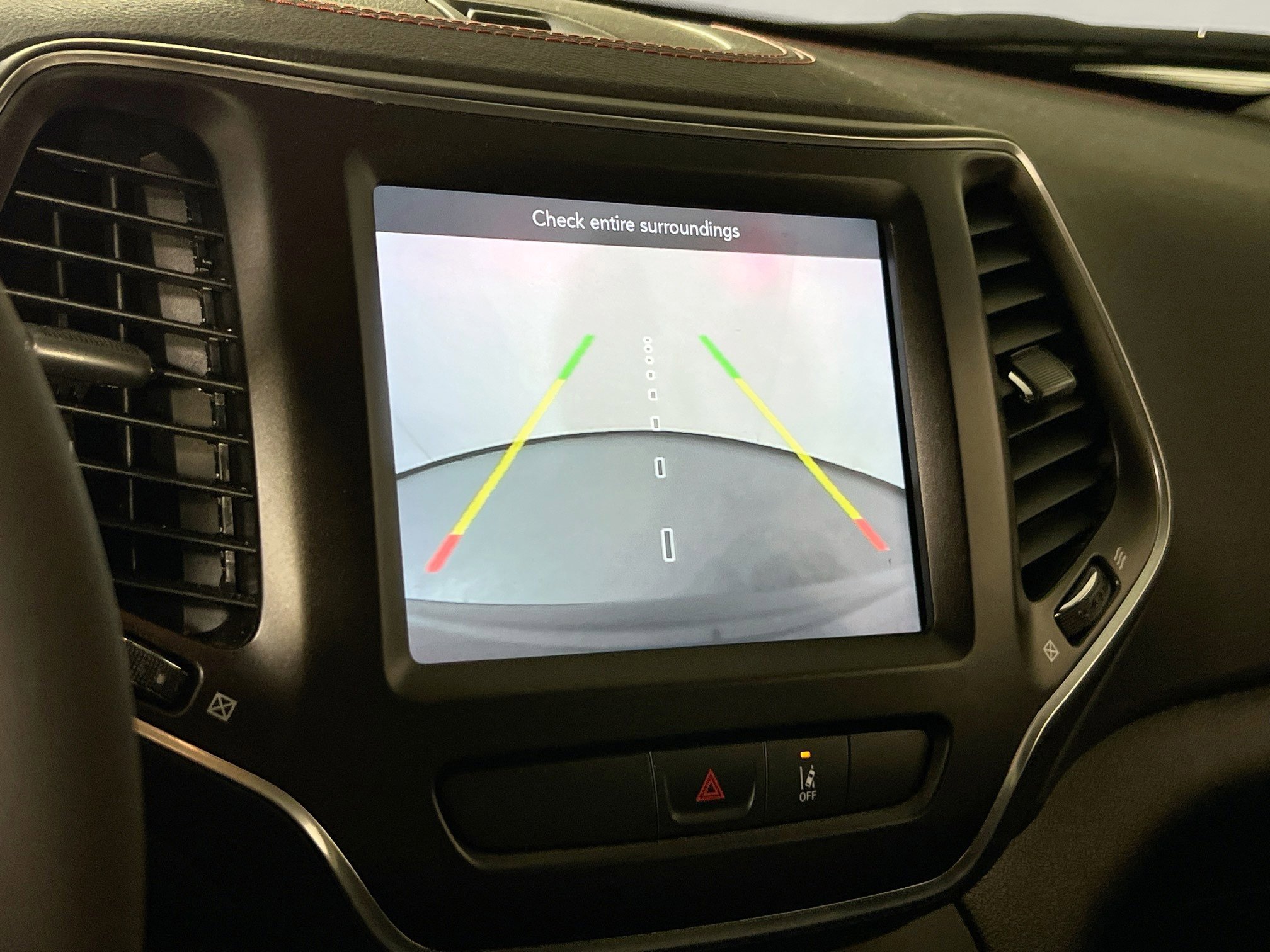 Used 2022 Jeep Cherokee Trailhawk w/ Premium Leather Package image 13