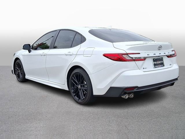 Used 2026 Toyota Camry SE FWD image 6