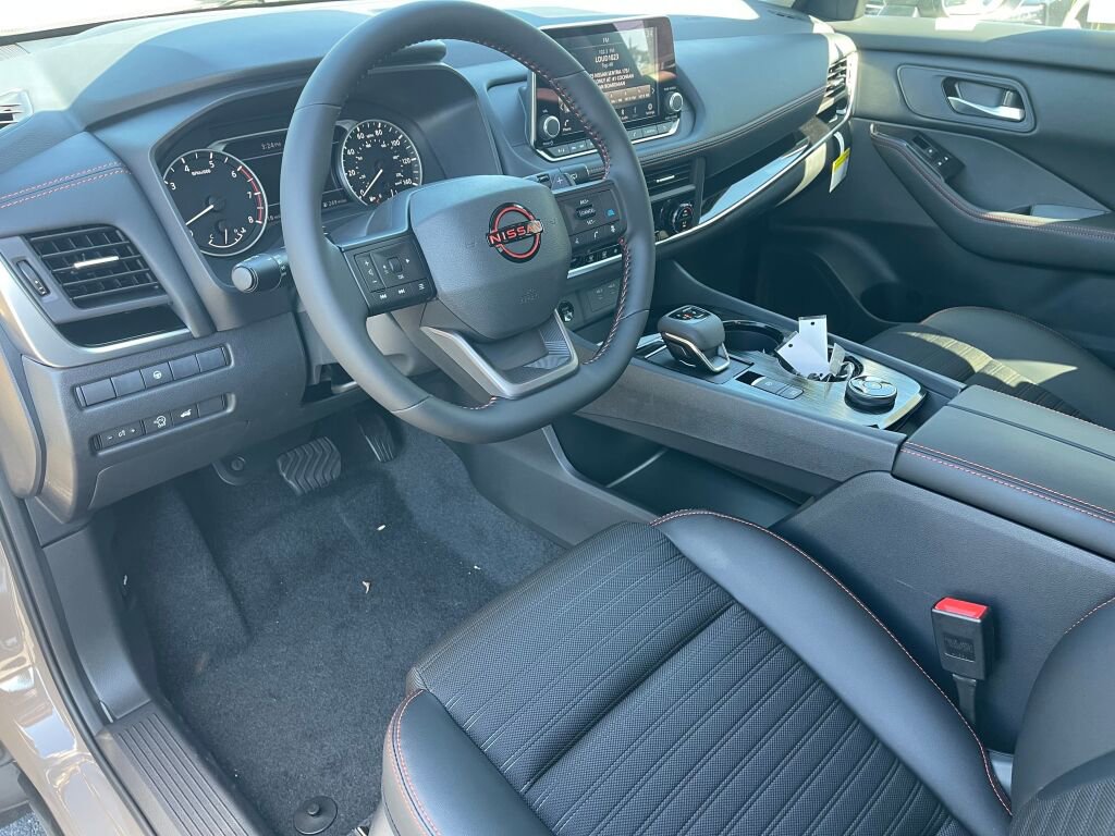 New 2026 Nissan Rogue SV image 6