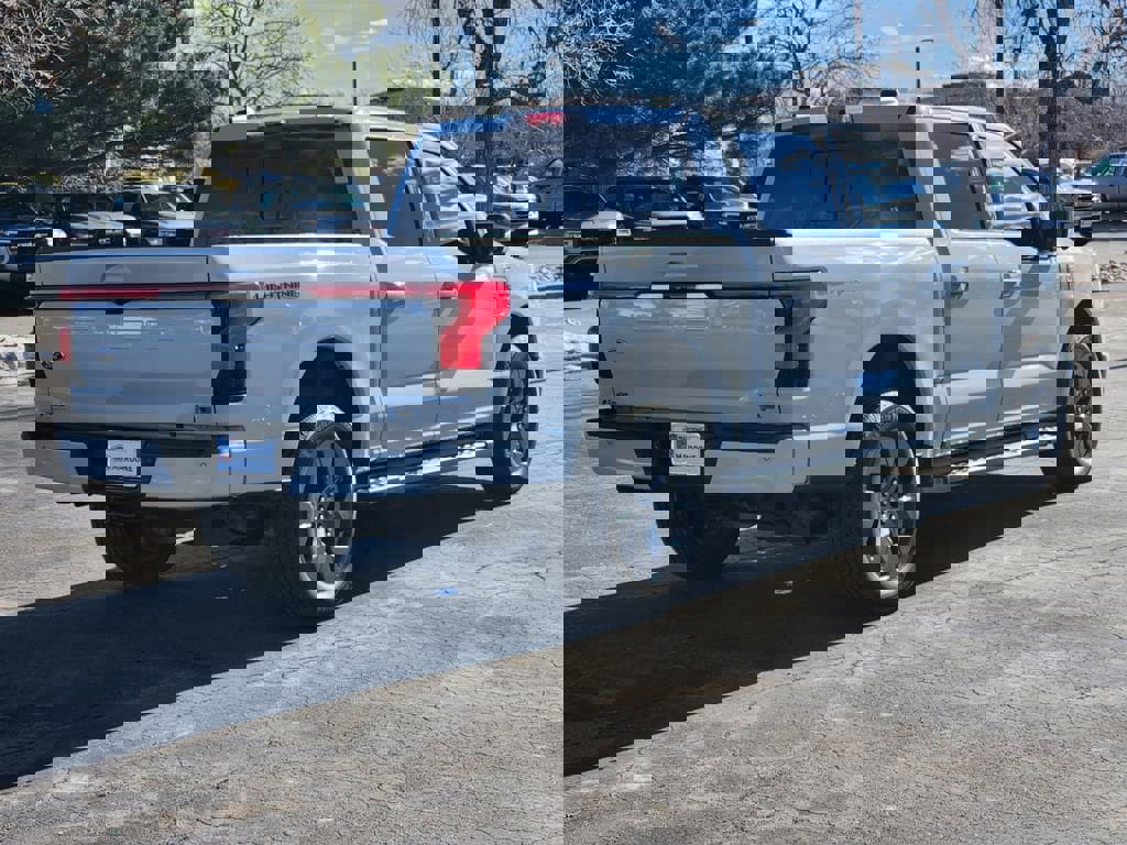 Used 2023 Ford F150 Lightning Lariat image 4