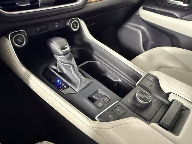 Used 2026 Toyota Grand Highlander AWD image 25