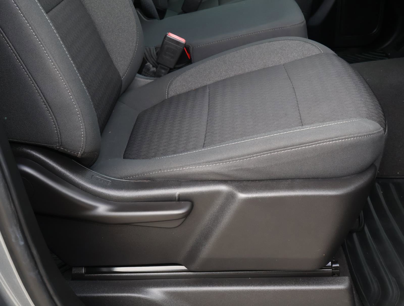 Used 2022 Chevrolet Silverado 1500 Custom image 18