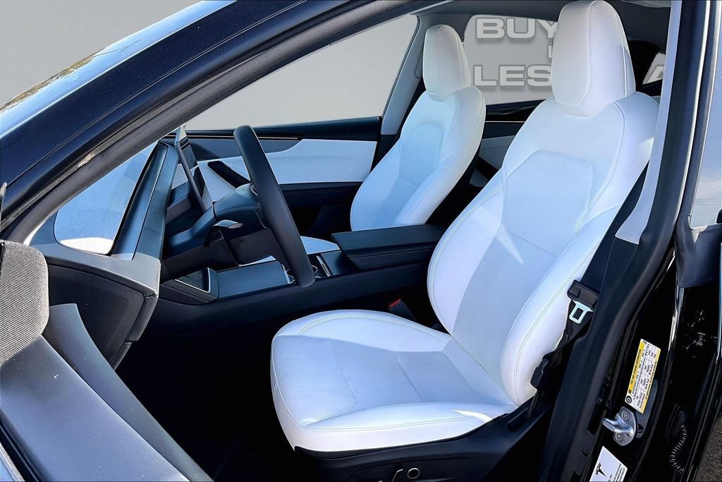 Used 2026 Tesla Model Y Long Range AWD/4WD image 25