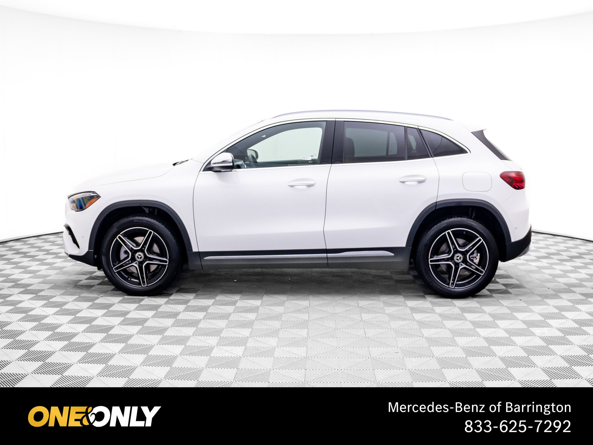 New 2026 Mercedes-Benz GLA 250 4MATIC image 2