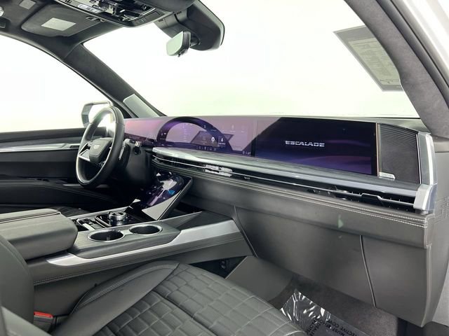 Certified 2025 Cadillac Escalade ESV Sport Platinum image 30