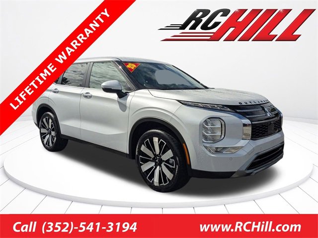 New 2025 Mitsubishi Outlander SE