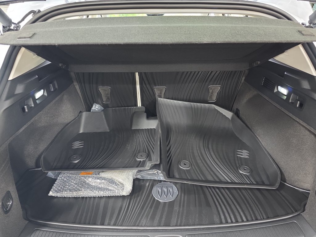 New 2026 Buick Envision Avenir AWD/4WD image 14