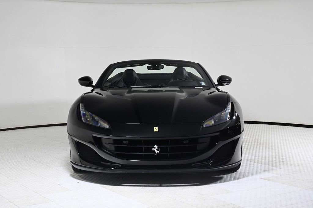 Certified 2019 Ferrari Portofino image 11