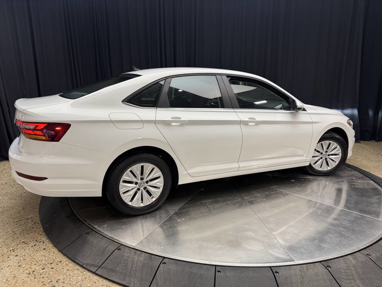 Used 2019 Volkswagen Jetta S w/ Driver Assistance Package image 8