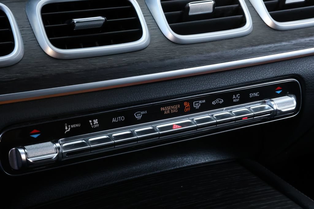 Used 2020 Mercedes-Benz GLS 450 4MATIC image 28