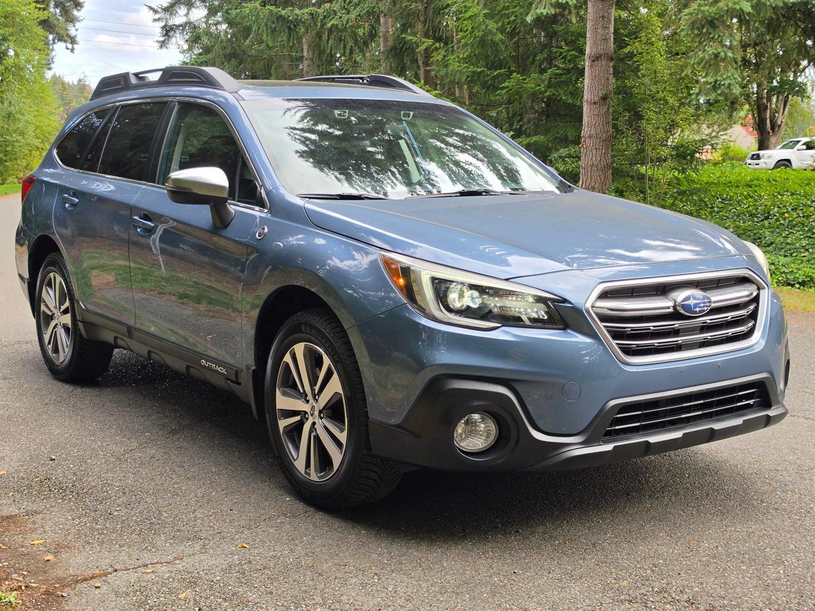 Used 2018 Subaru Outback 2.5i Limited AWD/4WD image 6