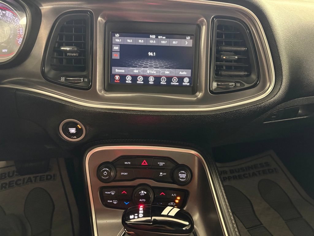 Used 2019 Dodge Challenger SXT RWD image 19