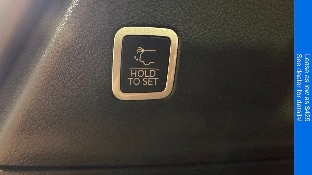 New 2027 Chrysler Pacifica Select FWD image 11