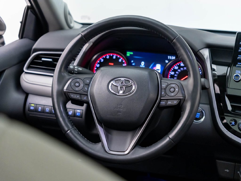 Used 2023 Toyota Camry XSE w/ Navigation Package FWD image 13