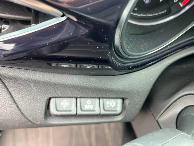 Used 2022 Buick Encore GX Essence w/ Advanced Technology Package AWD/4WD image 25