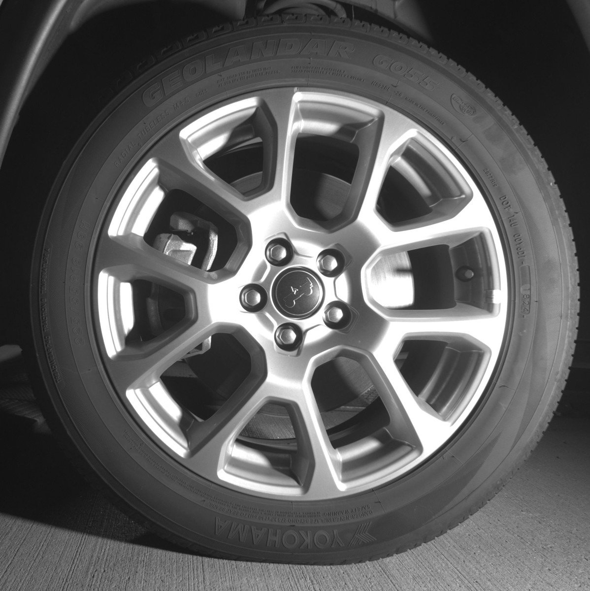 Used 2025 Jeep Compass Limited image 12