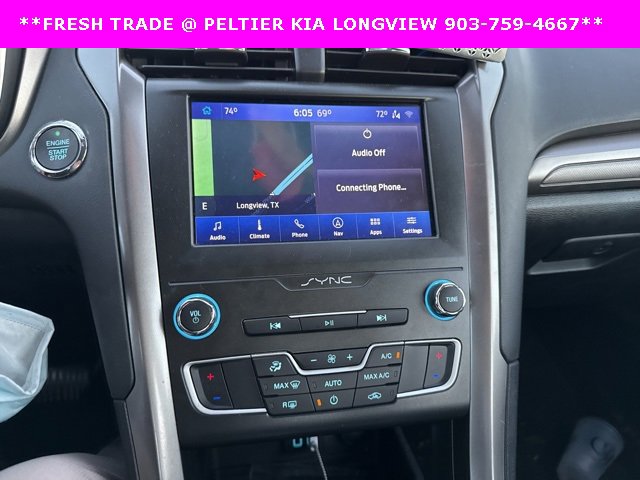 Used 2020 Ford Fusion SE image 12