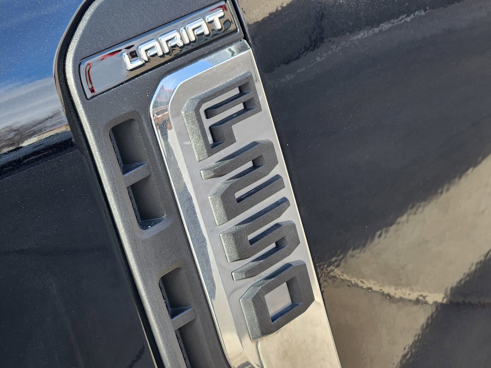 Used 2024 Ford F250 Lariat image 13