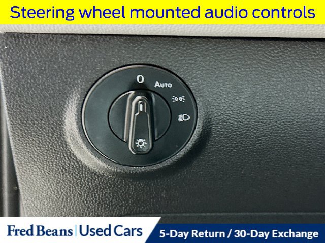 Used 2023 Volkswagen Taos SE AWD/4WD image 12