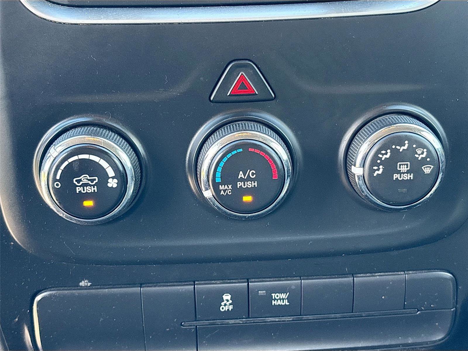 Used 2018 RAM 1500 Express RWD image 15