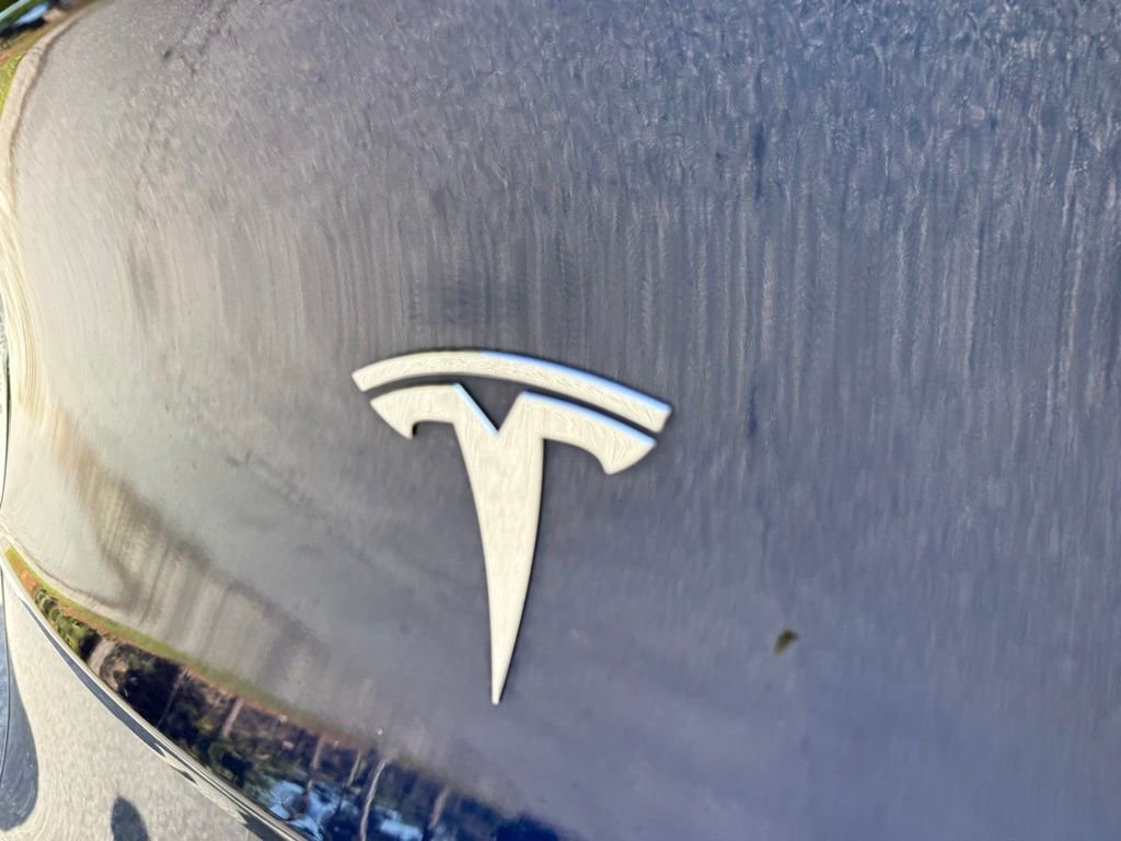 Used 2024 Tesla Model Y Long Range image 11