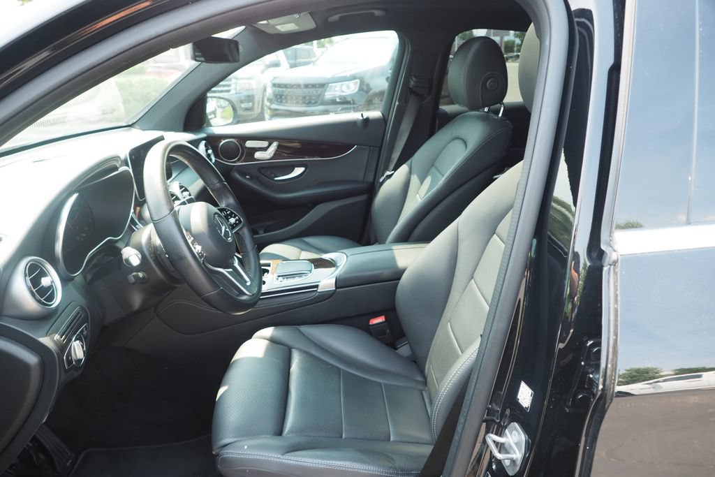 Used 2020 Mercedes-Benz GLC 300 4MATIC Coupe image 14