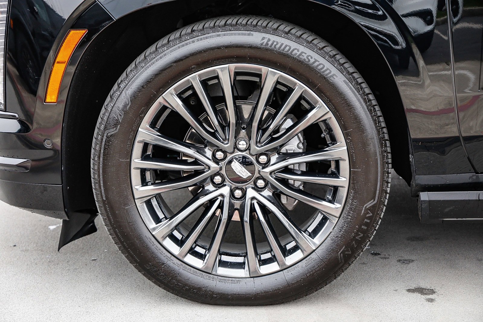 Used 2025 Cadillac Escalade ESV Sport Platinum w/ LPO, Floor Liner Package image 9