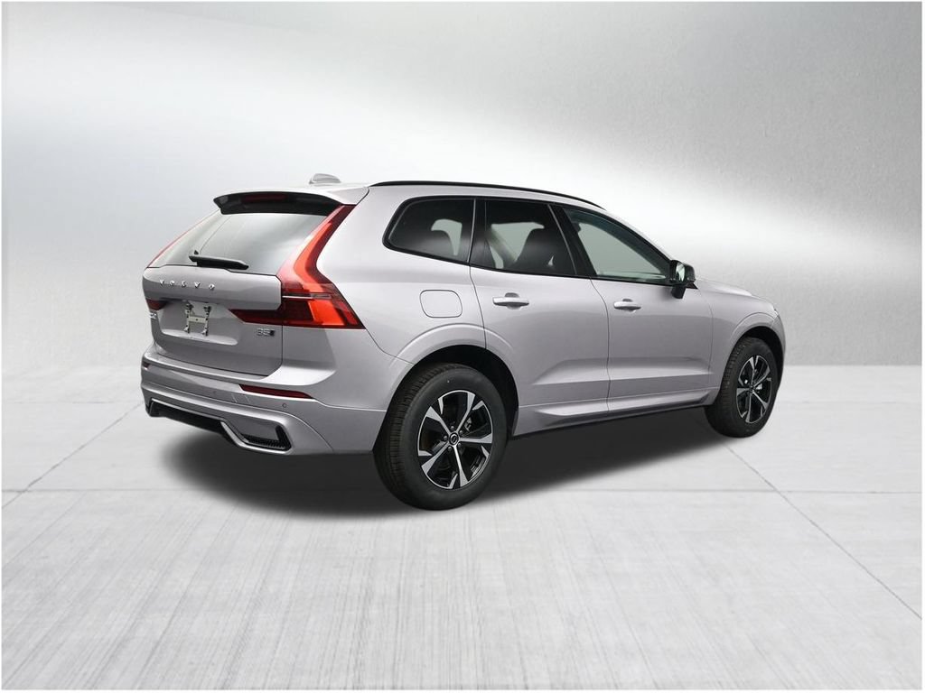 New 2026 Volvo XC60 B5 Core AWD/4WD image 5