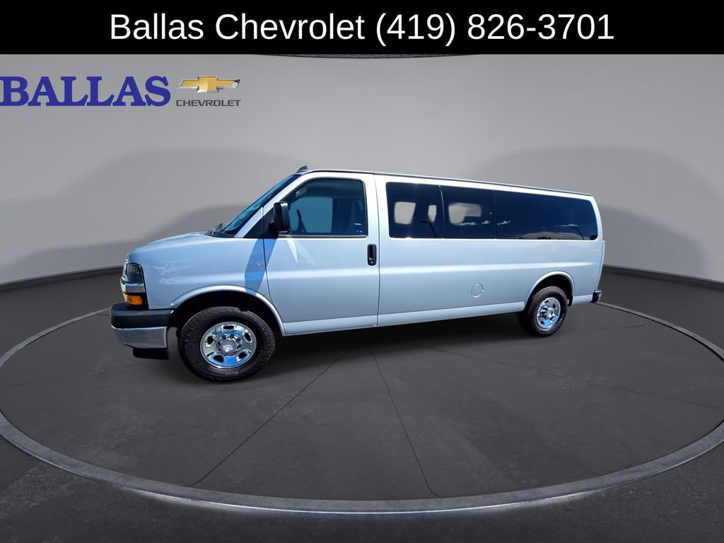 Certified 2018 Chevrolet Express 3500 LT w/ LT Preferred Equipment Group RWD image 4