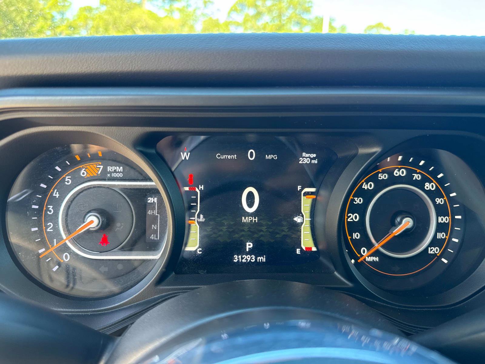 Certified 2024 Jeep Wrangler Unlimited Sahara AWD/4WD image 29