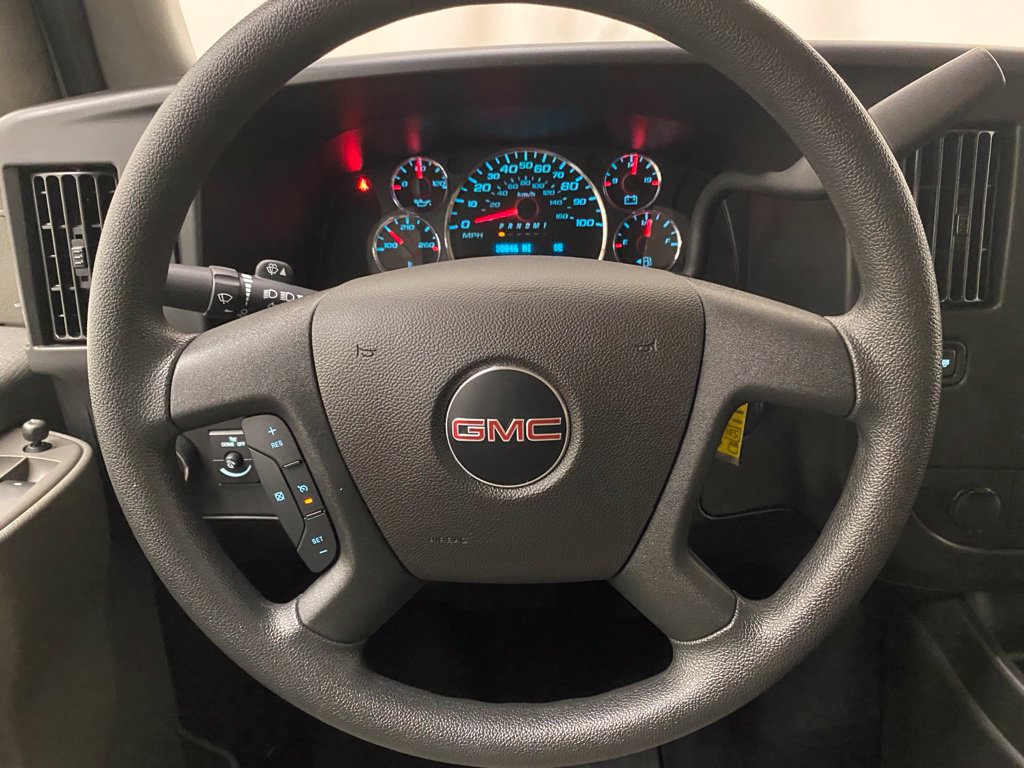 Used 2025 GMC Savana 3500 LT w/ LT Preferred Equipment Group RWD image 23