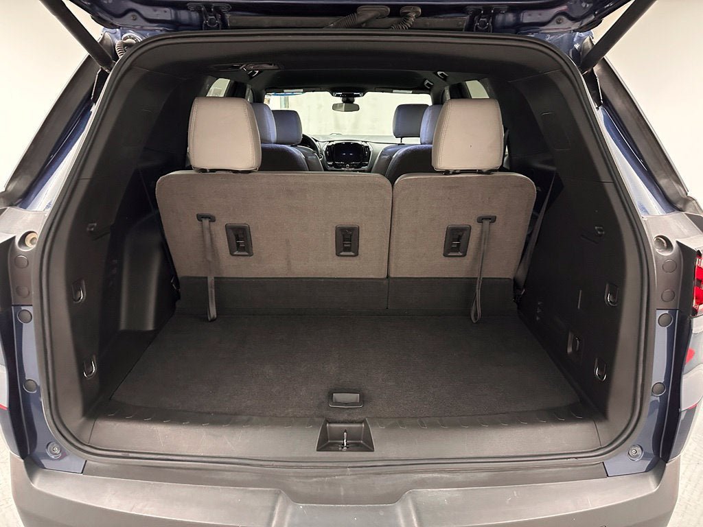 Used 2023 Chevrolet Traverse LT AWD/4WD image 21