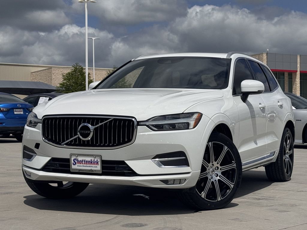 Used 2020 Volvo XC60 T5 Inscription image 2
